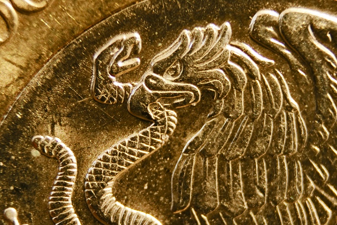 Es nuestro interés ayudarle a alcanzar sus sueños, queremos hacerlos
					de manera responsable. Por esto le ayudaremos con créditos con los que pueda cumplir sin meterle en aprietos a su bolsillo.
					¡Somos una solución!. Puede presentar comprobantes de compras, pagos de nómina, estados de cuenta, credencial de afiliación a la CANACO, entre otras.